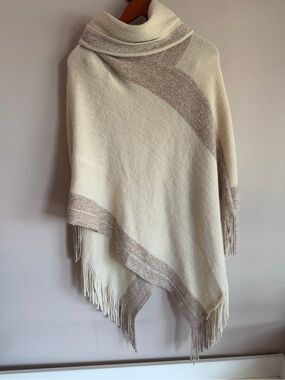 Anthropologie Cream and Taupe Fringe Poncho nwt